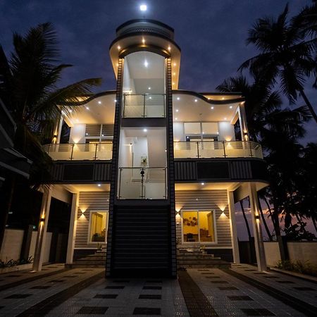 Reunion Ocean Manor - Beach House อูดุปปี ภายนอก รูปภาพ