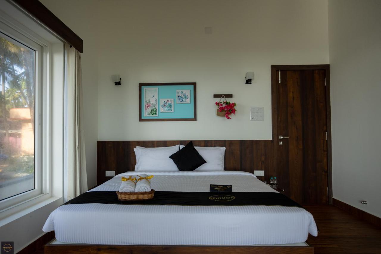 Reunion Ocean Manor - Beach House อูดุปปี ภายนอก รูปภาพ