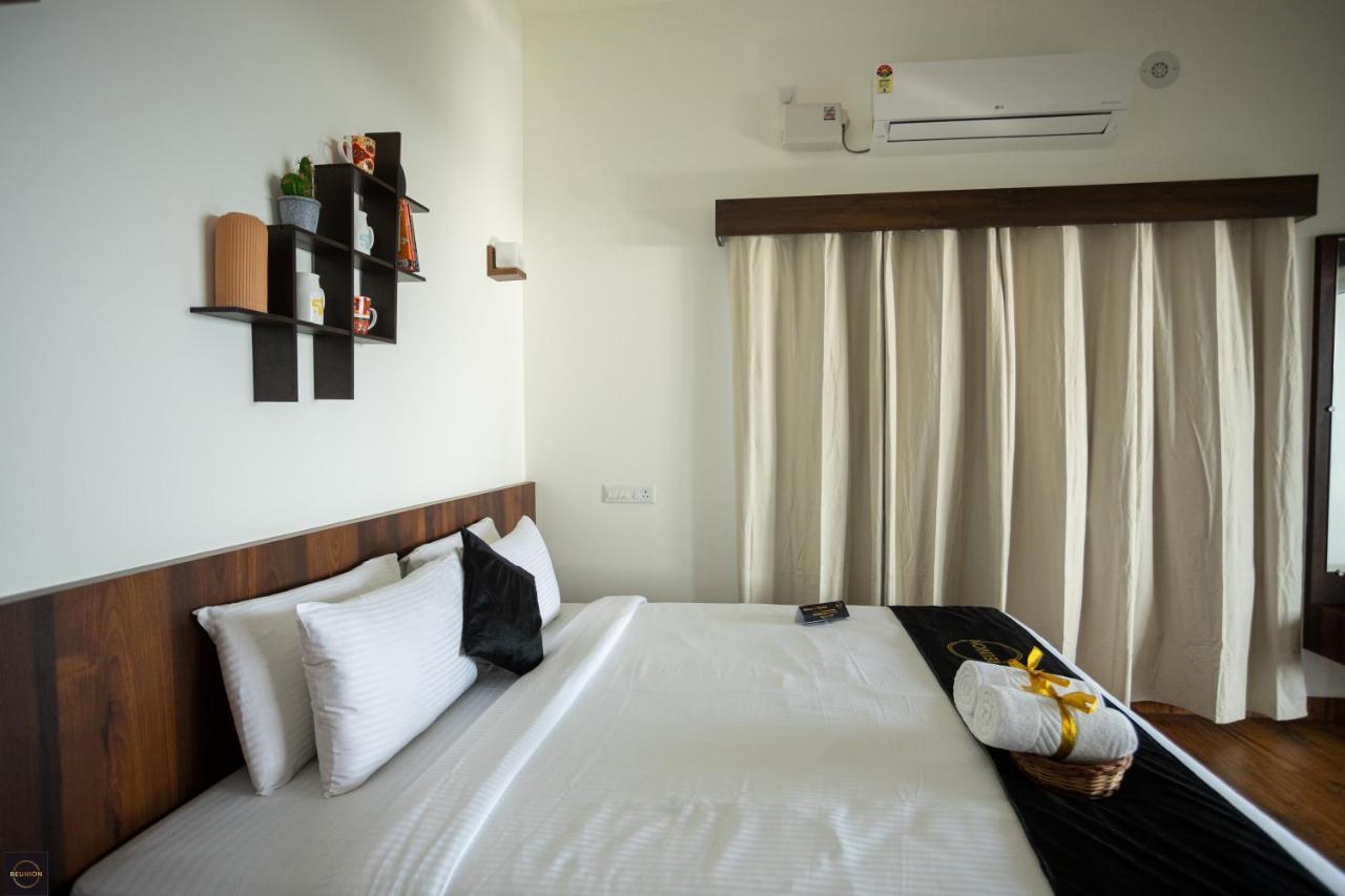 Reunion Ocean Manor - Beach House อูดุปปี ภายนอก รูปภาพ