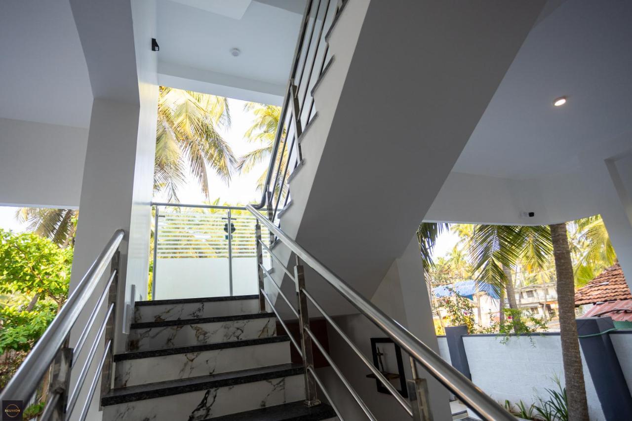 Reunion Ocean Manor - Beach House อูดุปปี ภายนอก รูปภาพ