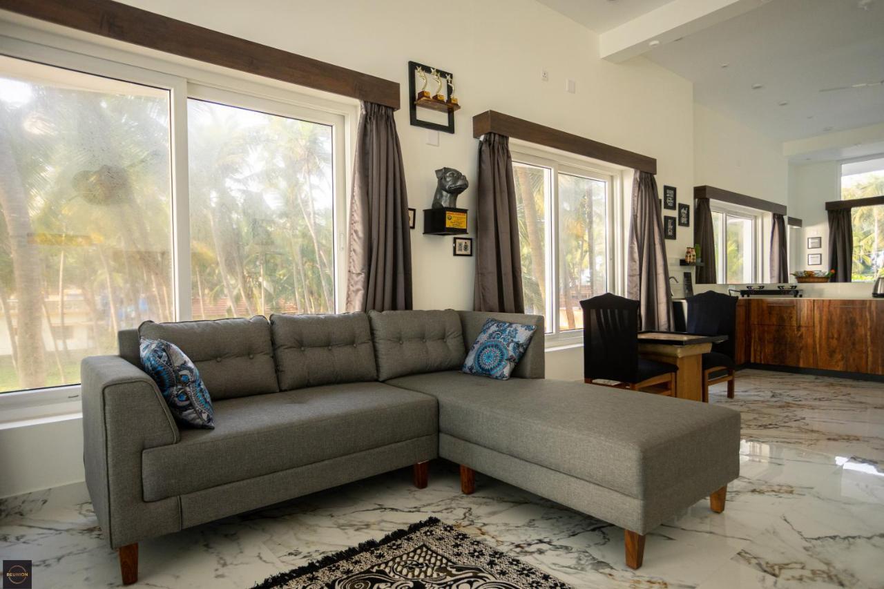 Reunion Ocean Manor - Beach House อูดุปปี ภายนอก รูปภาพ