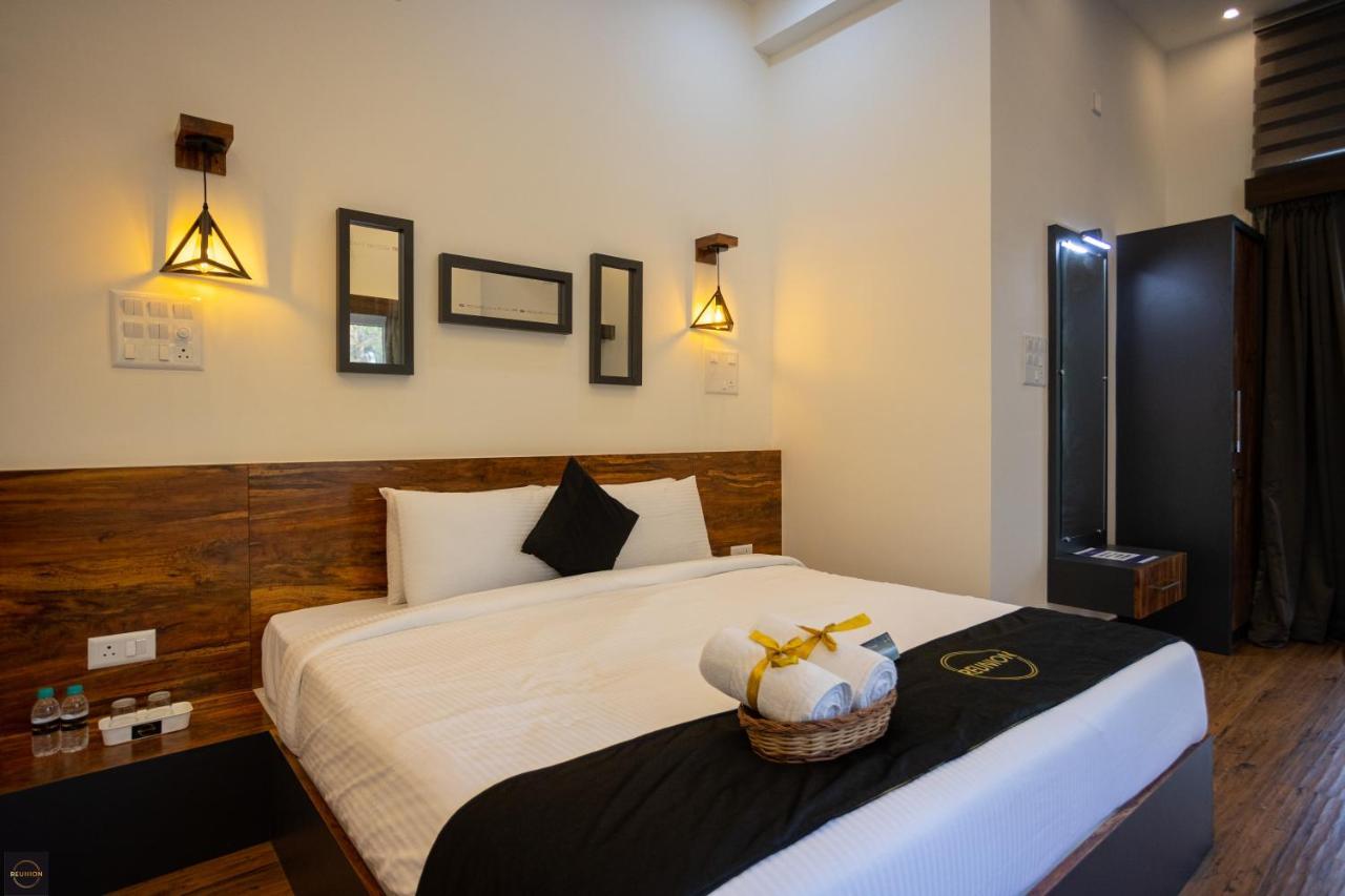 Reunion Ocean Manor - Beach House อูดุปปี ภายนอก รูปภาพ
